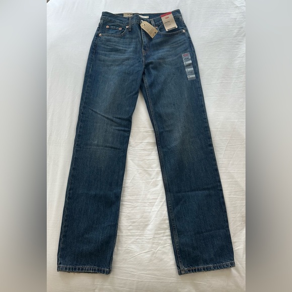 Levi’s Low Pro Women’s Jeans. No Woods- Dark Wash. size 26. - Picture 3 of 6